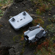 Dron con cámara DJI Mini 5 Pro, ActiveTrack 360°, ultraligero y plegable, con sensor CMOS de 1 pulgada, cámara 4K, detección de obstáculos omnidireccional, estabilizador de 225°, transmisión de 20 km y accesorios Mini 5 Pro para principiantes
