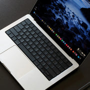 Pegatinas translúcidas de color gris para teclado de MacBook, pegatinas protectoras translúcidas, compatibles con MacBook Air/Pro de 13 a 16 pulgadas